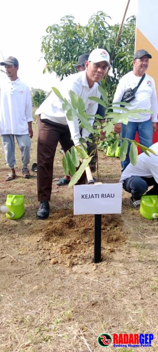 Asisten Tindak Pidana Khusus Kejati Riau Hadiri Kegiatan Penanaman Pohon di Kampar